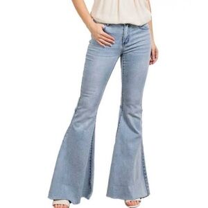 Easel L Just Float Jeans